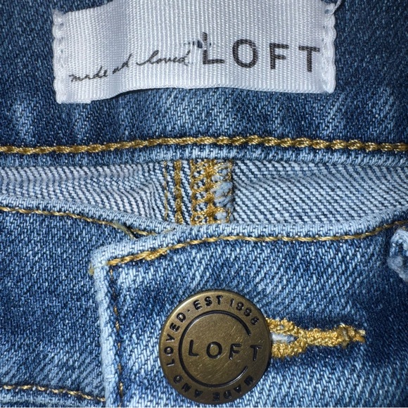 LOFT Women’s High Rise Skinny Jeans Size 28 Raw Hem Distressed Ankle Denim - Picture 6 of 9